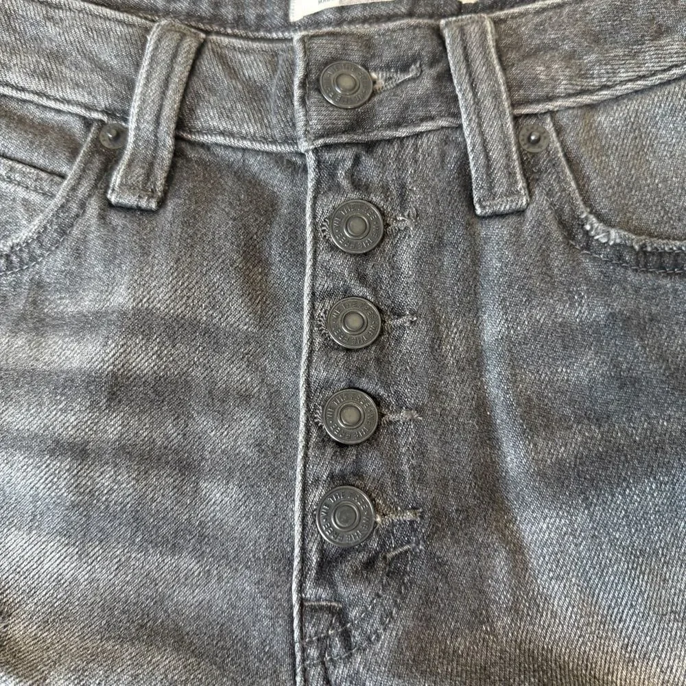 Free People Women’s Button Fly Black Distressed Hotpants Short Shorts‎ Size 25